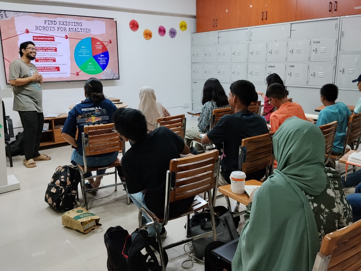 Problem Analysis and Robot Design Workshop Successfully Conducted