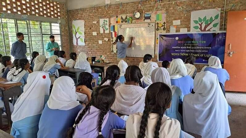 Science sessions were conducted at comrade Ratan Sen Collegiate Girls High School, Rupsha, Khulna