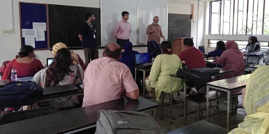 প্রাথমিক শিক্ষকদের নিয়ে স্ক্র্যাচ প্রোগ্রামিং ফলো-আপ ক্যাম্প অনুষ্ঠিত