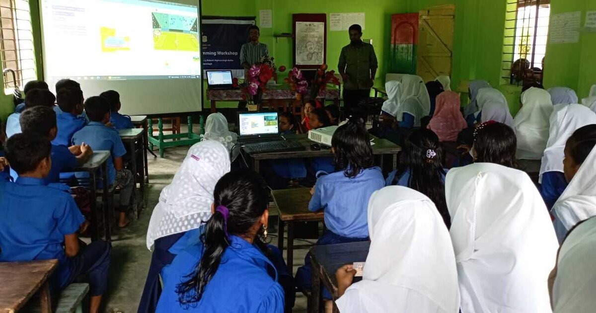 নামা কাতলাসেন সরকারি প্রাথমিক বিদ্যালয়ে আয়োজিত হল স্ক্র্যাচ প্রোগ্রামিং কর্মশালা